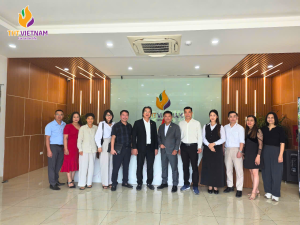 Buổi làm việc giữa Đoàn thẩm định số 17 thuộc Hội Doanh nhân trẻ Việt Nam và THT Việt Nam diễn ra tốt đẹp