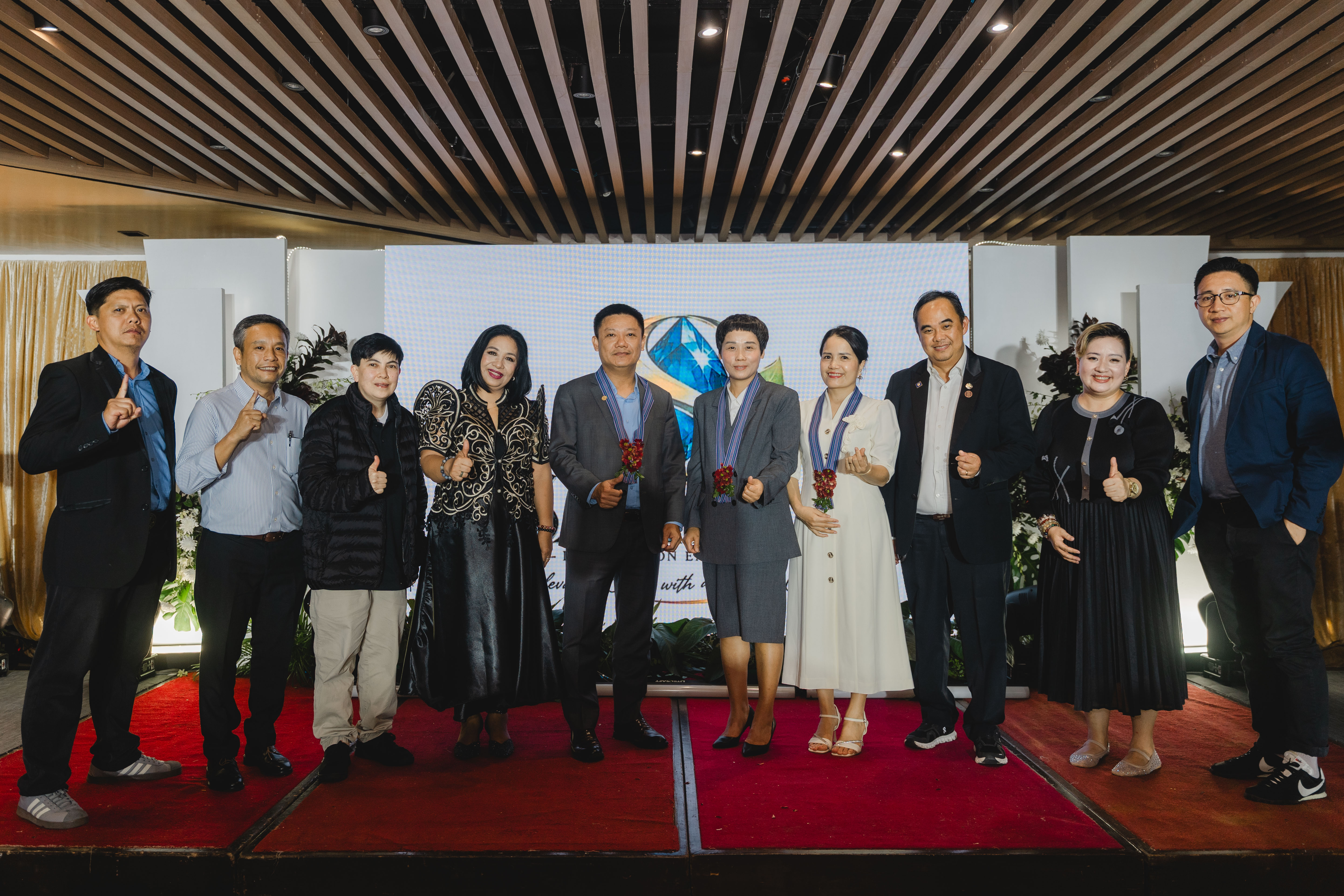 THT Việt Nam Holdings đánh dấu cột mốc quốc tế: Lễ ra mắt thương hiệu Carefor & OBAY tại Philippines